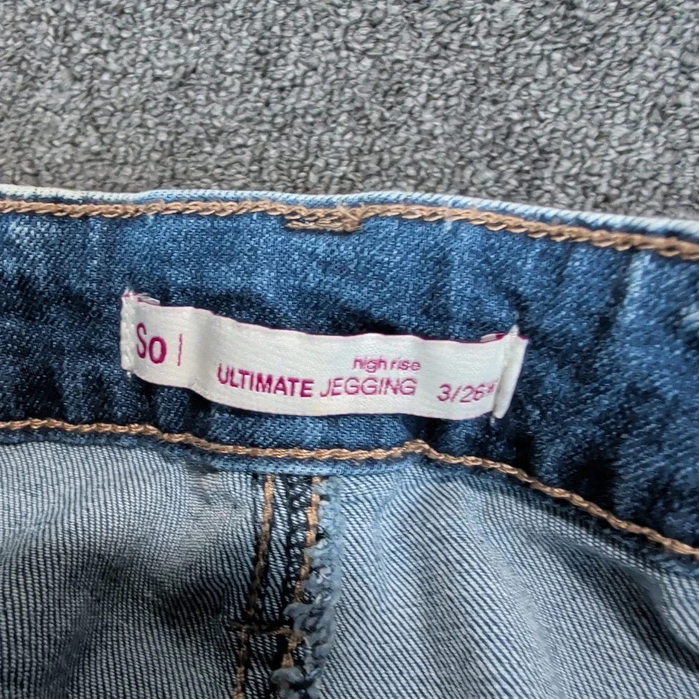 SO Ultimate Jegging Size 3/26 High Rise Distressed Light Wash Skinny Blue Jeans - Picture 4 of 11